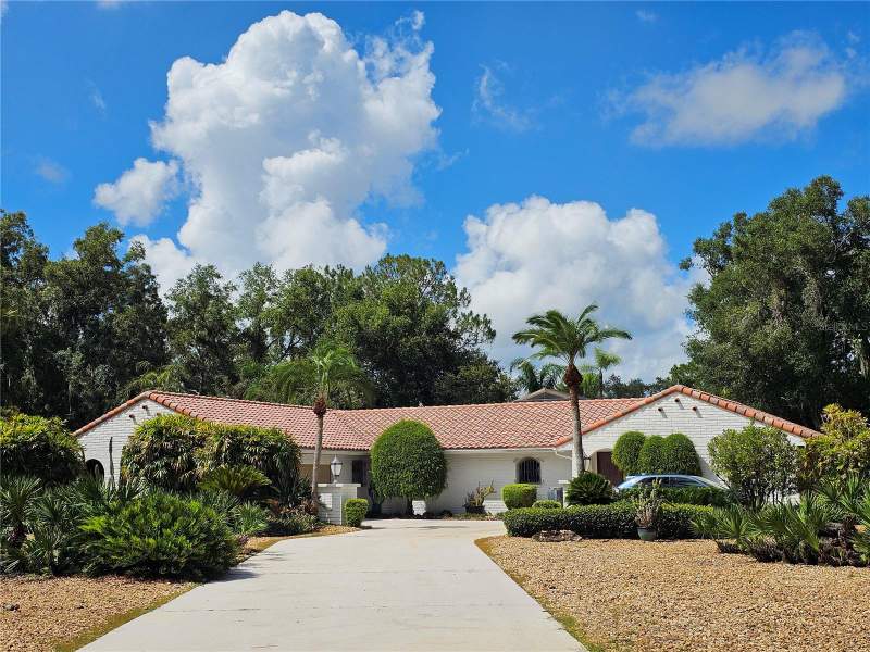 4 bedroom Single Family Residence at 200 ISLAND WAY, ORCHID SPRINGS UNRECORDED, WINTER HAVEN — photo 1