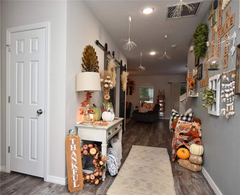 5 bedroom Single Family Residence at 5685 Arlington River Drive, Riverstone Ph 2, Lakeland — photo 4