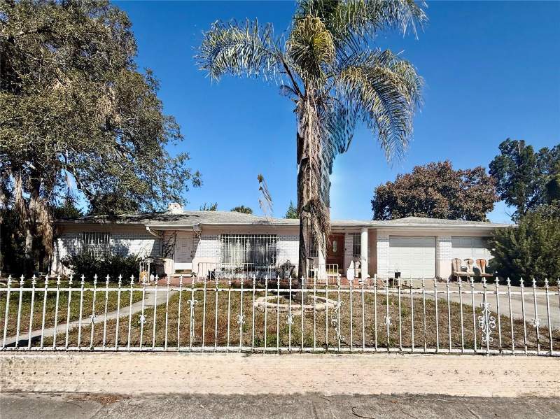 3206 E GIDDENS AVENUE home for sale in Belmont Heights