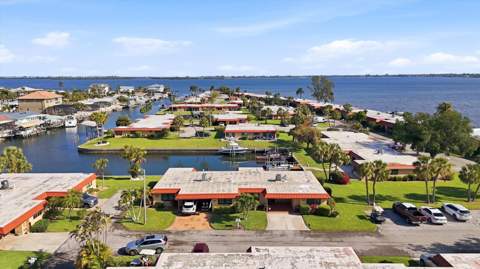 9528 Antiqua Cove #9528, Bradenton FL - photo 11 of 58