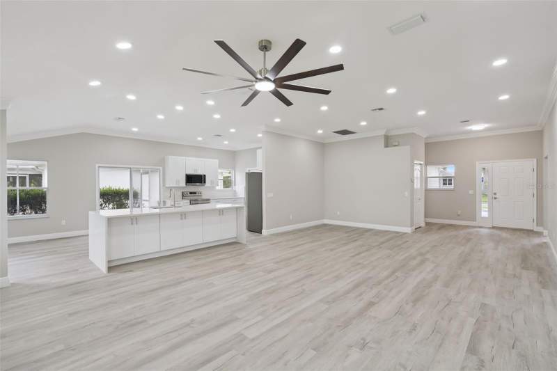 2 bedroom Single Family Residence at 1506 Dellano Way, Villages Of Sumter, The Villages — photo 5