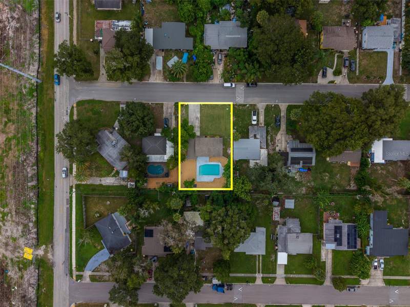 4 bedroom Single Family Residence at 1309 Mary L Road, Betty Lane Heights 2nd Add, Clearwater — photo 2