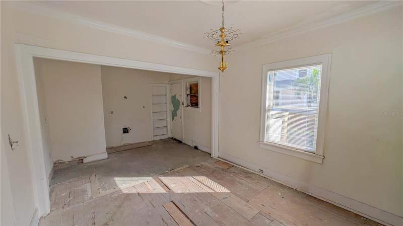 4 bedroom Single Family Residence at 852 4th Avenue, Langs Bungalow Court, St Petersburg — photo 5