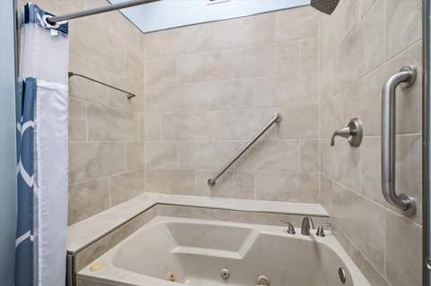 214 Southampton Drive #327, Venice FL - photo 17 of 42