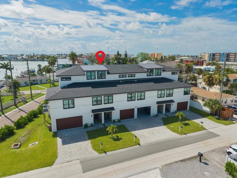 3 bedroom Townhouse at 187 145th Avenue #3, Madeira Beach Walk Condo, Madeira Beach — photo 3