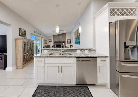 708 Spanish Main Drive, Apollo Beach FL - photo 24 of 52