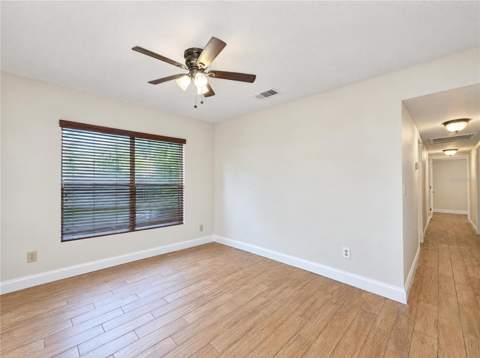 3205 W Rogers Avenue, Tampa FL - photo 8 of 26