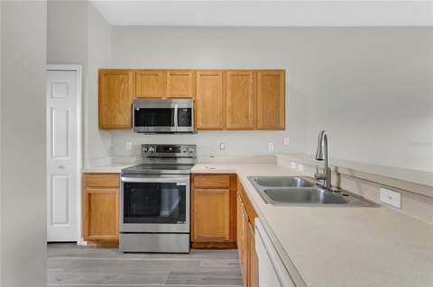 1748 Fritwell Court, Ocoee FL - photo 7 of 32