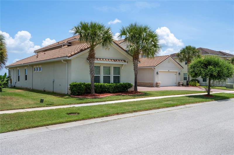 5 bedroom Single Family Residence at 760 Windlass Court, Bellalago, Kissimmee — photo 5