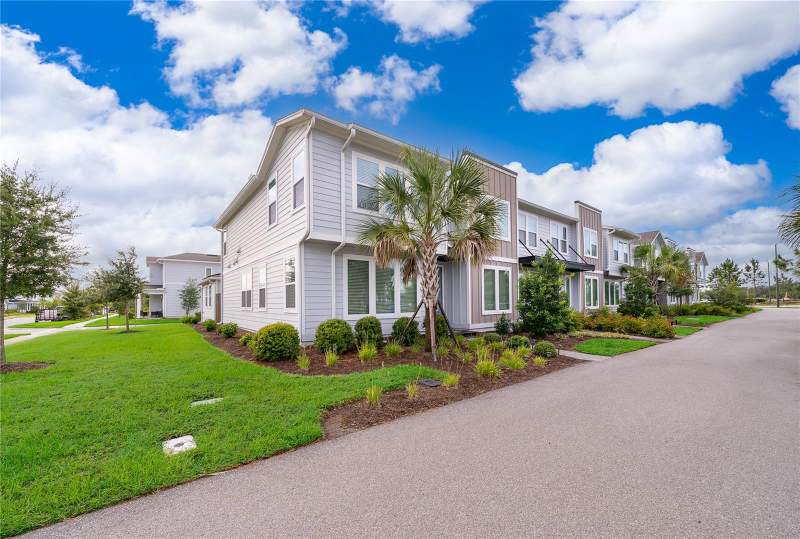 3 bedroom Townhouse at 2929 Voyager Avenue, Weslyn Park Ph 1, St Cloud — photo 2
