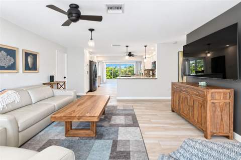 1 Oakwood Drive #1, Englewood FL - photo 14 of 99