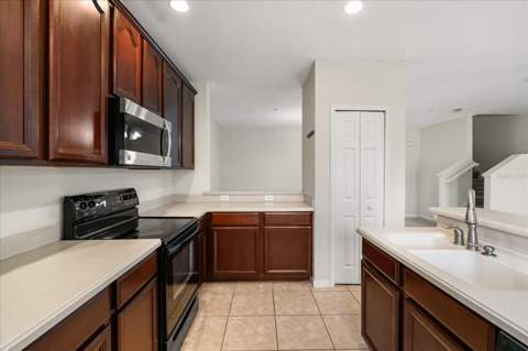 5454 Caramella Drive, Orlando FL - photo 18 of 32