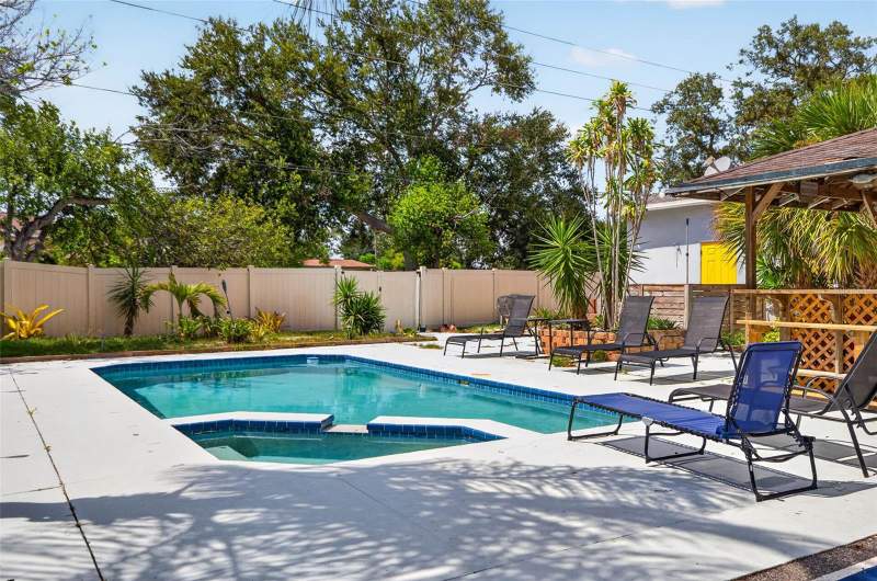 3 bedroom Single Family Residence at 166 Pinellas Way, Pasadena On The Gulf Sec B, St Petersburg — photo 2