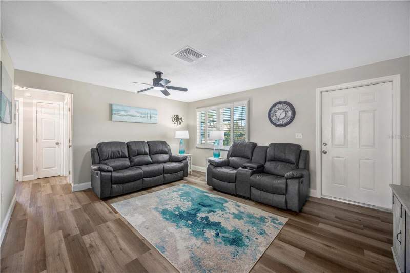 3 bedroom Single Family Residence at 2155 Edythe Dr, Harbor View Villas 1st Add, Dunedin — photo 4