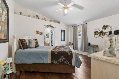 5936 Lake Front Drive, Wesley Chapel FL - photo 21 of 47