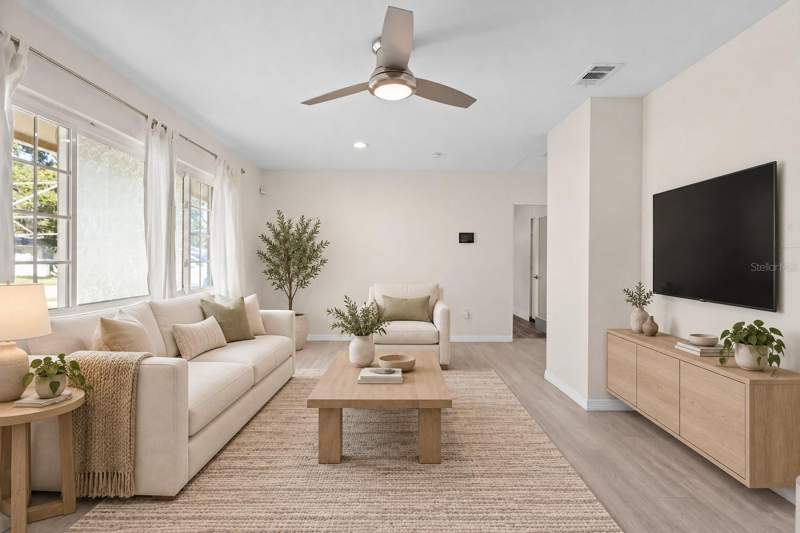 4 bedroom Single Family Residence at 3579 Bali Drive, Ridgewood Estates Add 05 Resub 01, Sarasota — photo 5