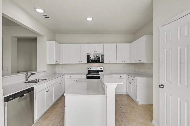 3 bedroom Single Family Residence at 4542 GALLBERRY COURT, OAK LNDG, ORLANDO — photo 4