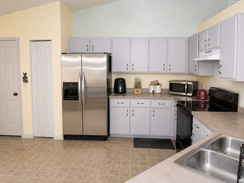 3 bedroom Single Family Residence at 41 PINE COURSE LOOP, SILVER SPGS SHORES UN 17, OCALA — photo 4