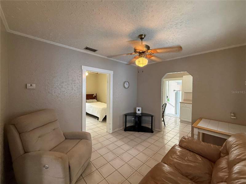 3 bedroom Single Family Residence at 2933 W Walnut Street, Mac Farlanes Rev Map Of Add, Tampa — photo 5