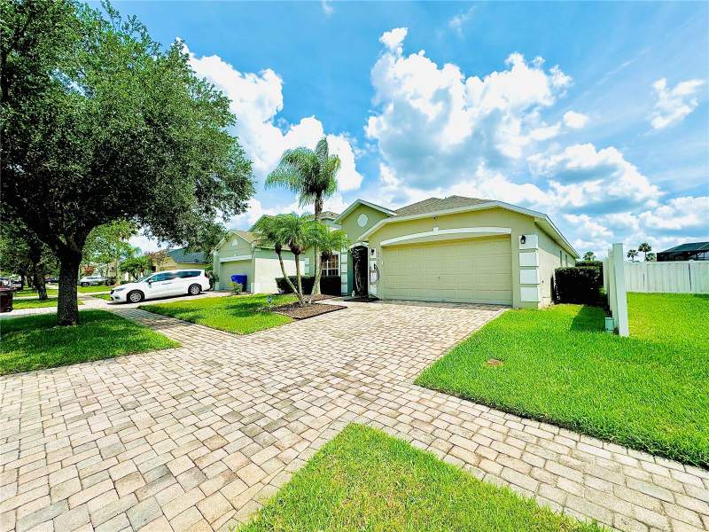 4 bedroom Single Family Residence at 4647 CUMBRIAN LAKES DRIVE, CUMBRIAN LAKES RESORT PH 01, KISSIMMEE — photo 1