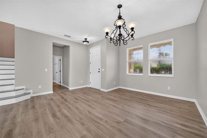 4 bedroom Single Family Residence at 1215 ALAPAHA LANE, WATERFORD TRLS PH I, ORLANDO — photo 4