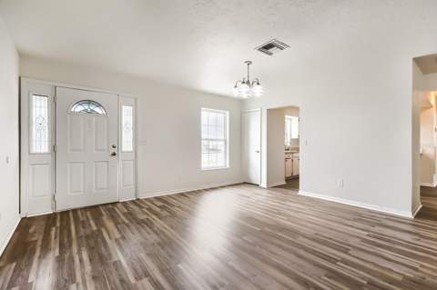 1252 Garret Avenue, Spring Hill FL - photo 6 of 6