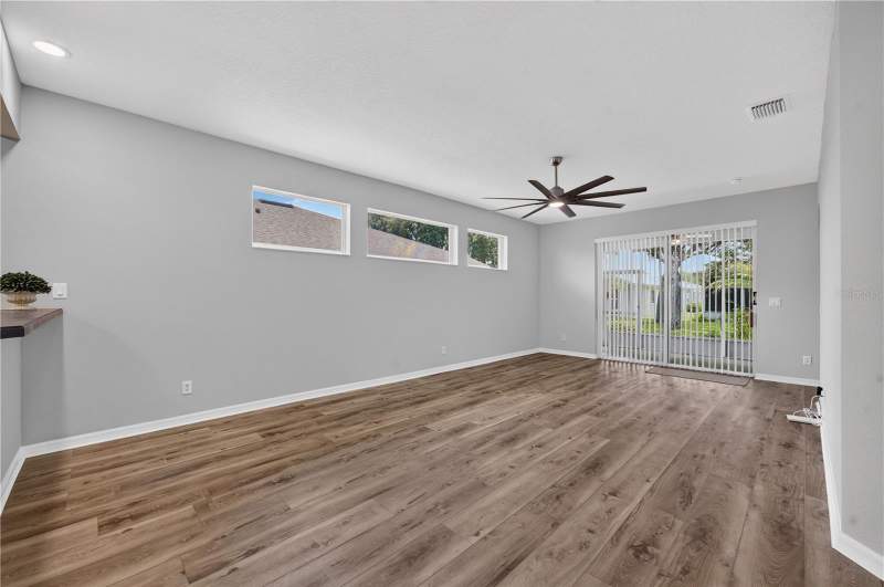3 bedroom Single Family Residence at 27134 Nostalgia Drive, Legacy Of Leesburg, Leesburg — photo 5