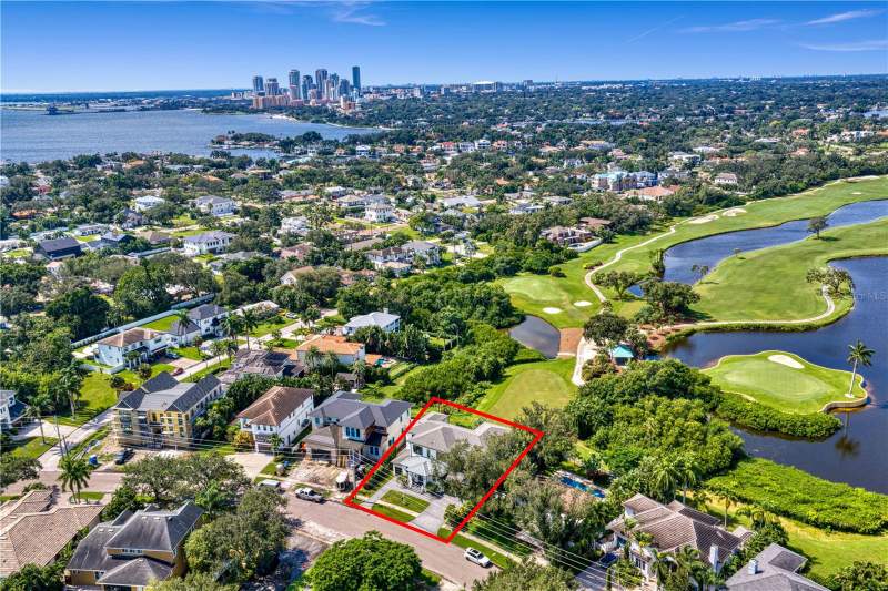 5 bedroom Single Family Residence at 790 Cordova Boulevard, Eden Shores Sec 2, St Petersburg — photo 3
