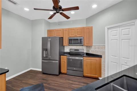 792 Grasslands Village Circle #792, Lakeland FL - photo 16 of 54