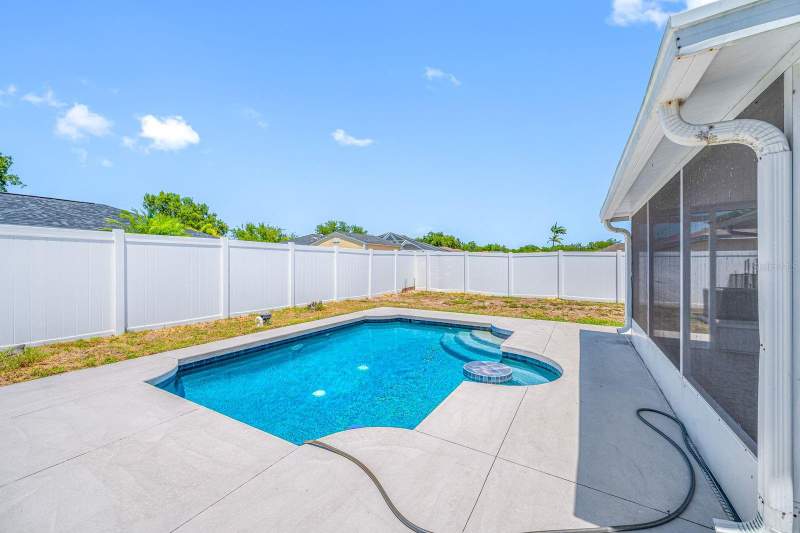 3 bedroom Single Family Residence at 2802 93rd Court, North Oaks Estates, Palmetto — photo 3