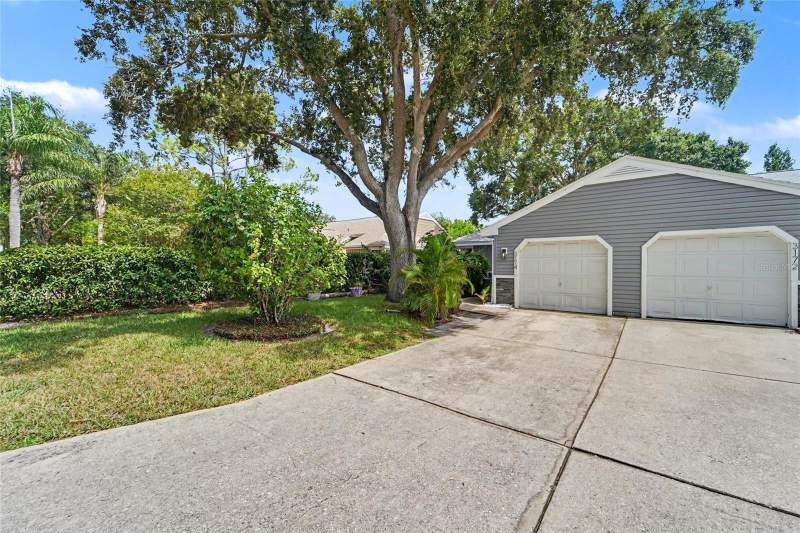 2 bedroom Villa at 3174 Phlox Drive, Cloverplace Condo, Palm Harbor — photo 4