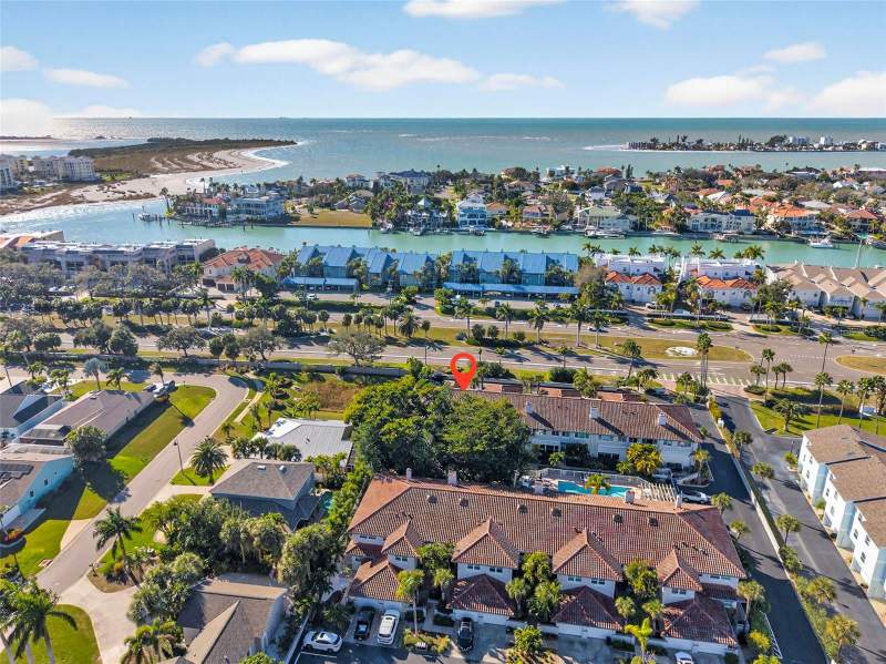 3 bedroom Townhouse at 903 Pinellas Bayway #308, Villa Del Mar, Tierra Verde — photo 3