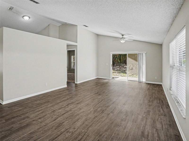 3 bedroom Single Family Residence at 143 N CERVIDAE DRIVE, VOTAW VILLAGE PH 02, APOPKA — photo 2