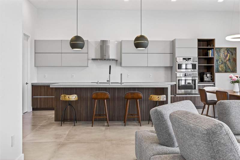 4 bedroom Single Family Residence at 131 Forest Hills Drive, Redington Shores Yacht & Tennis Club, Redington Shores — photo 5