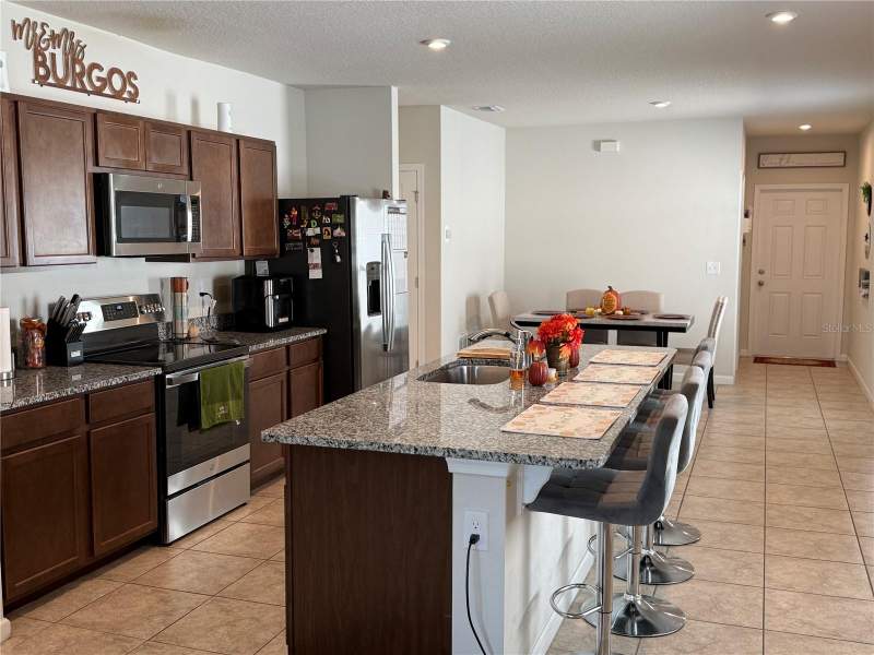 3 bedroom Single Family Residence at 35147 Jomar Avenue, Zephyr Place, Zephyrhills — photo 4