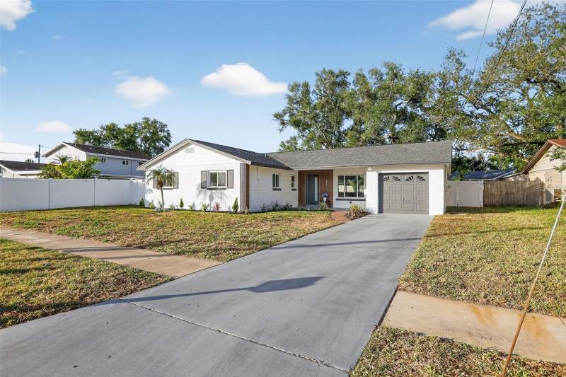 3 bedroom Single Family Residence at 8317 Boxwood Drive, Bay Crest Park Unit 10-A, Tampa — photo 5