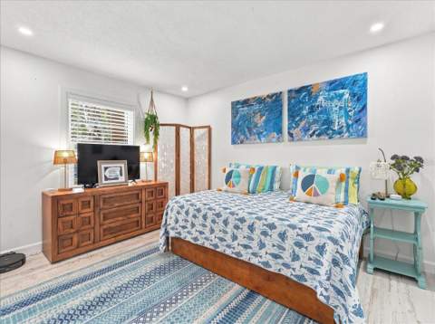5153 Salmon Drive #B, St Petersburg FL - photo 21 of 50