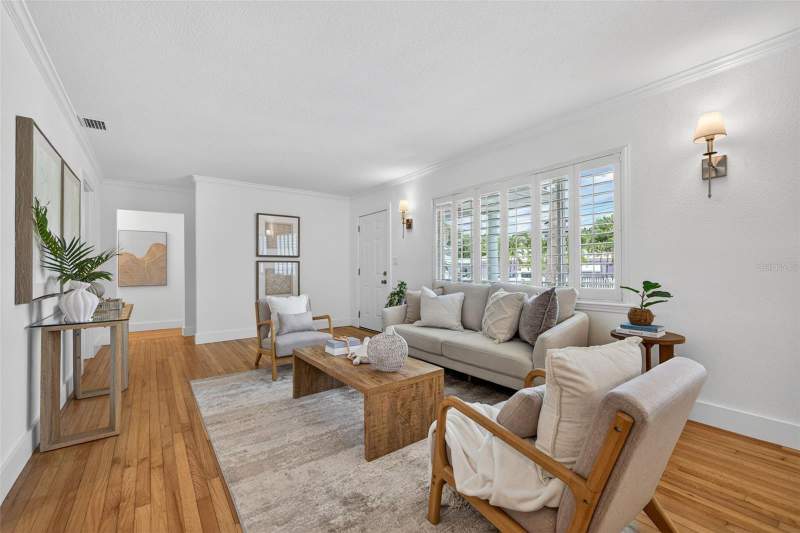 4 bedroom Single Family Residence at 976 Narcissus Avenue, Carlouel Sub, Clearwater Beach — photo 4