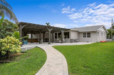 4051 14th Street, St Petersburg FL - photo 13 of 56