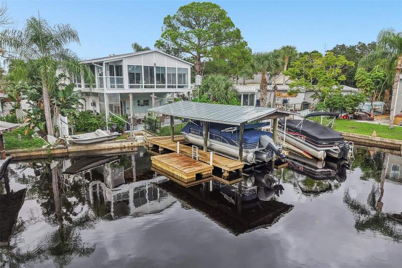 3 bedroom Manufactured Home at 507 River View Lane, River Village, Tarpon Springs — photo 2