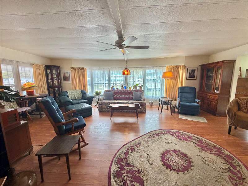 2 bedroom Manufactured Home at 108 Mango Cove, Hawthorne At Leesburg A Coop, Leesburg — photo 2