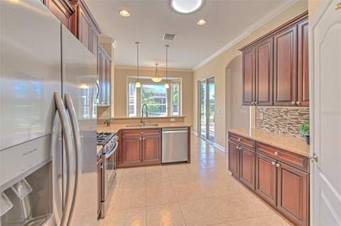 504 Rimini Vista Way, Sun City Center FL - photo 15 of 51