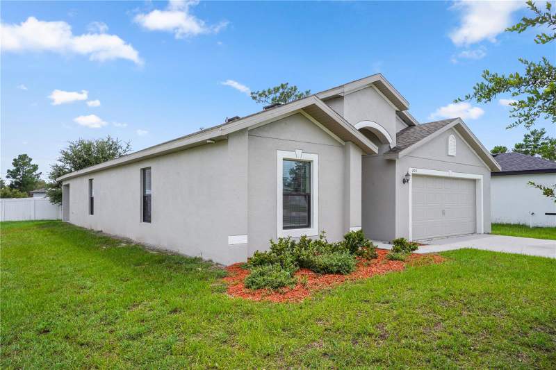 4 bedroom Single Family Residence at 204 Hyacinth Court, Poinciana Nbrhd 02 Village 08, Poinciana — photo 4
