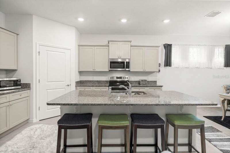 4 bedroom Single Family Residence at 6474 SW 89th Loop, Jb Ranch Ph 01, Ocala — photo 4