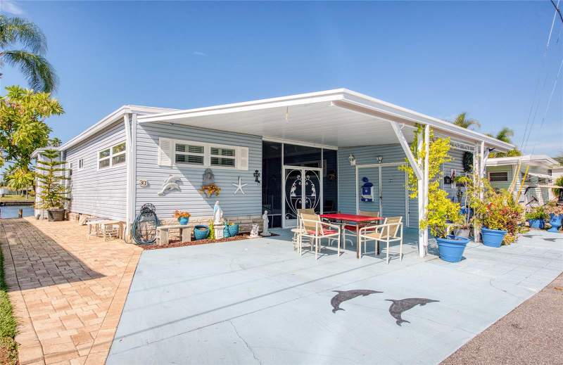 18675 US HIGHWAY 19 #303 home for sale in Bay Aristocrat Village Mobile Home Park Unrec