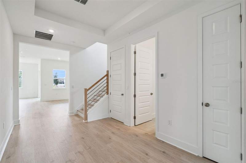 5 bedroom Single Family Residence at 17602 Japonica Bloom Drive, Northlake At Ovation, Winter Garden — photo 4