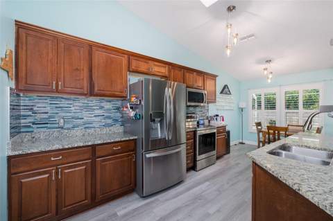 10305 Copperwood Drive, New Port Richey FL - photo 6 of 6