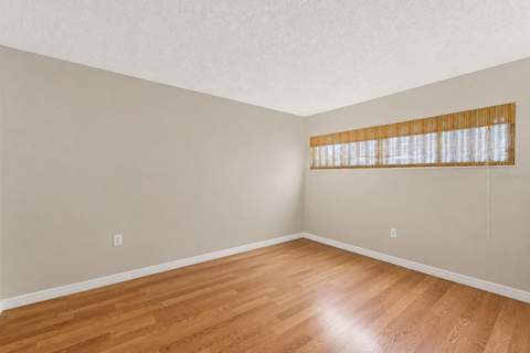 10636 Salamanca Drive, Port Richey FL - photo 17 of 32