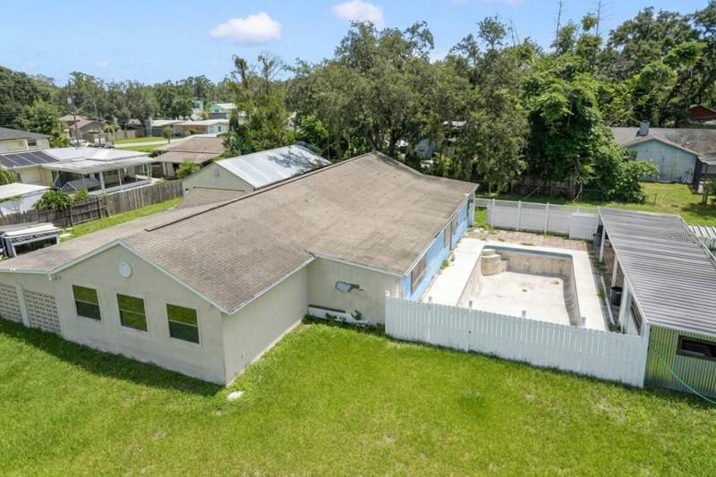 4 bedroom Single Family Residence at 11735 Marjory Avenue, W E Hamners Forest Acres, Tampa — photo 4