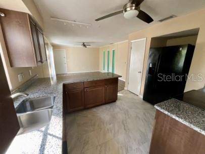 3 bedroom Single Family Residence at 1127 SE 14th Street, Goss 1st Add To Gv, Gainesville — photo 2